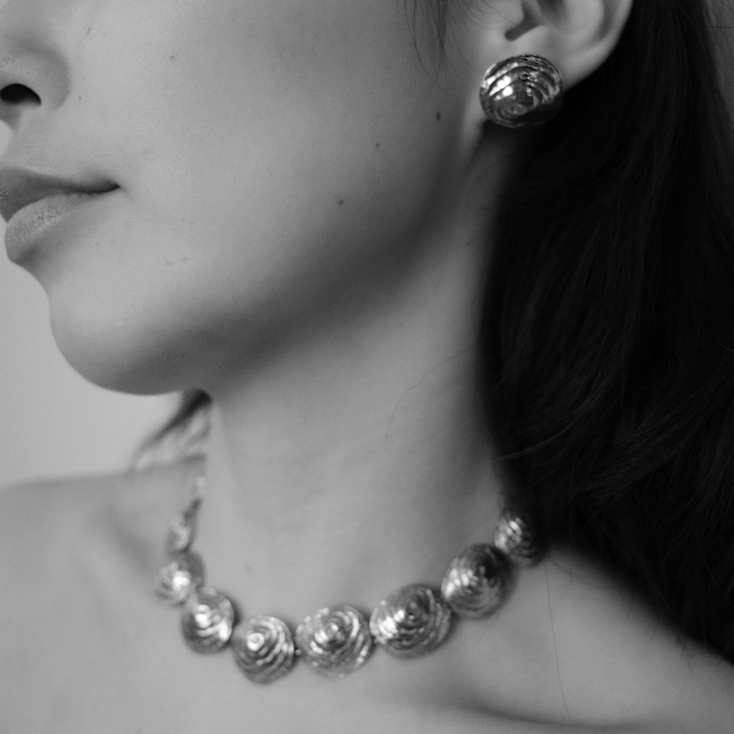 Shell necklace and earring set
