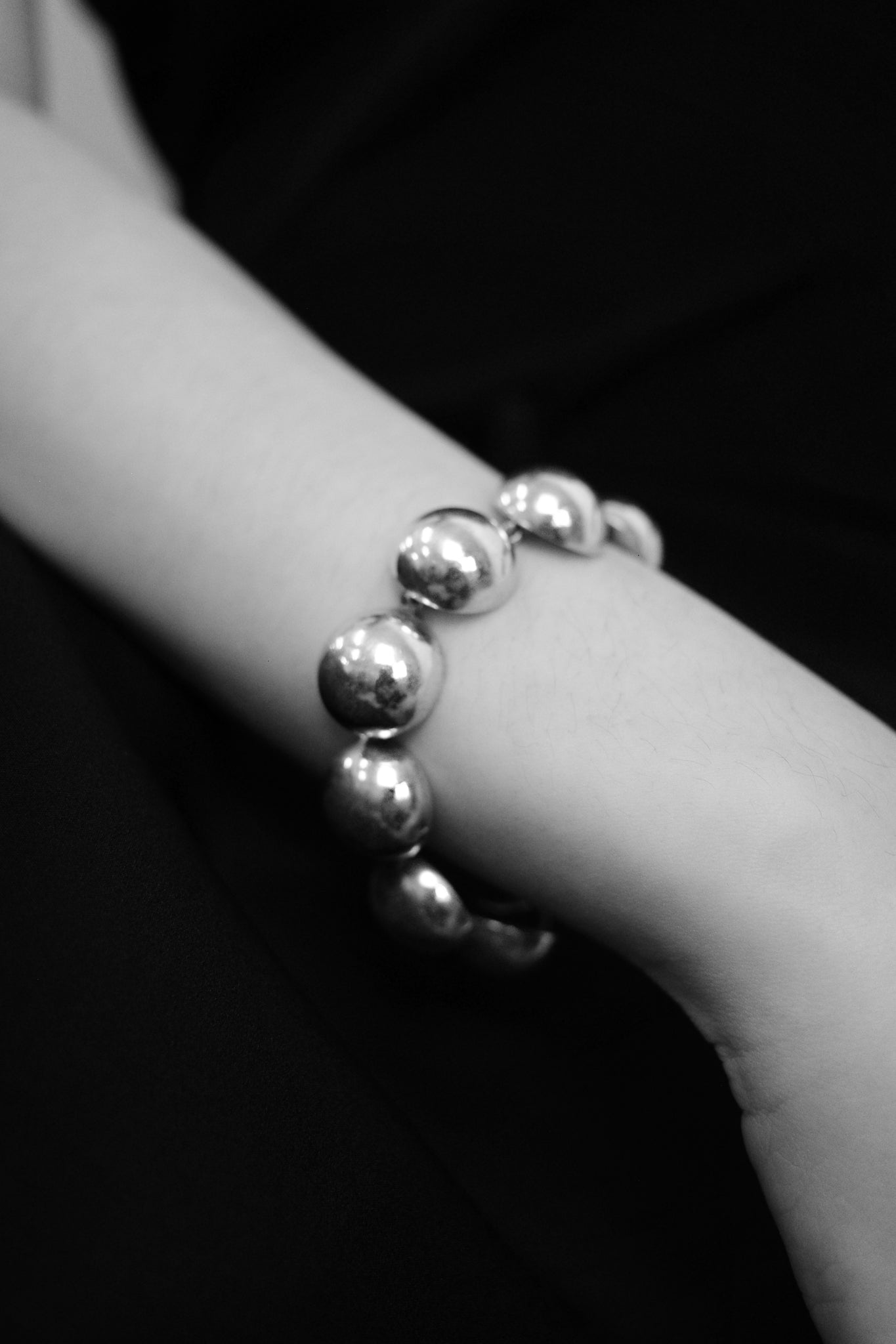 Sphere bracelet