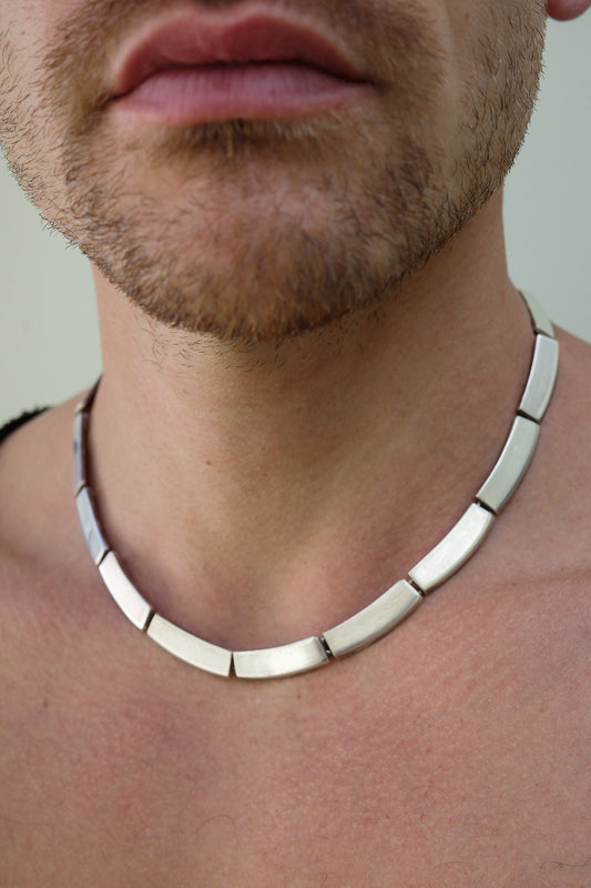 Rectangular flat pannel link necklace