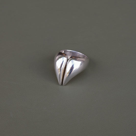 N.E From claw ring