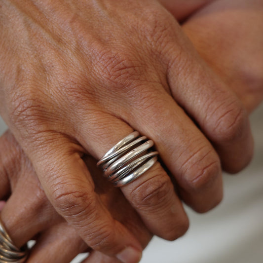 Modernist wrap ring