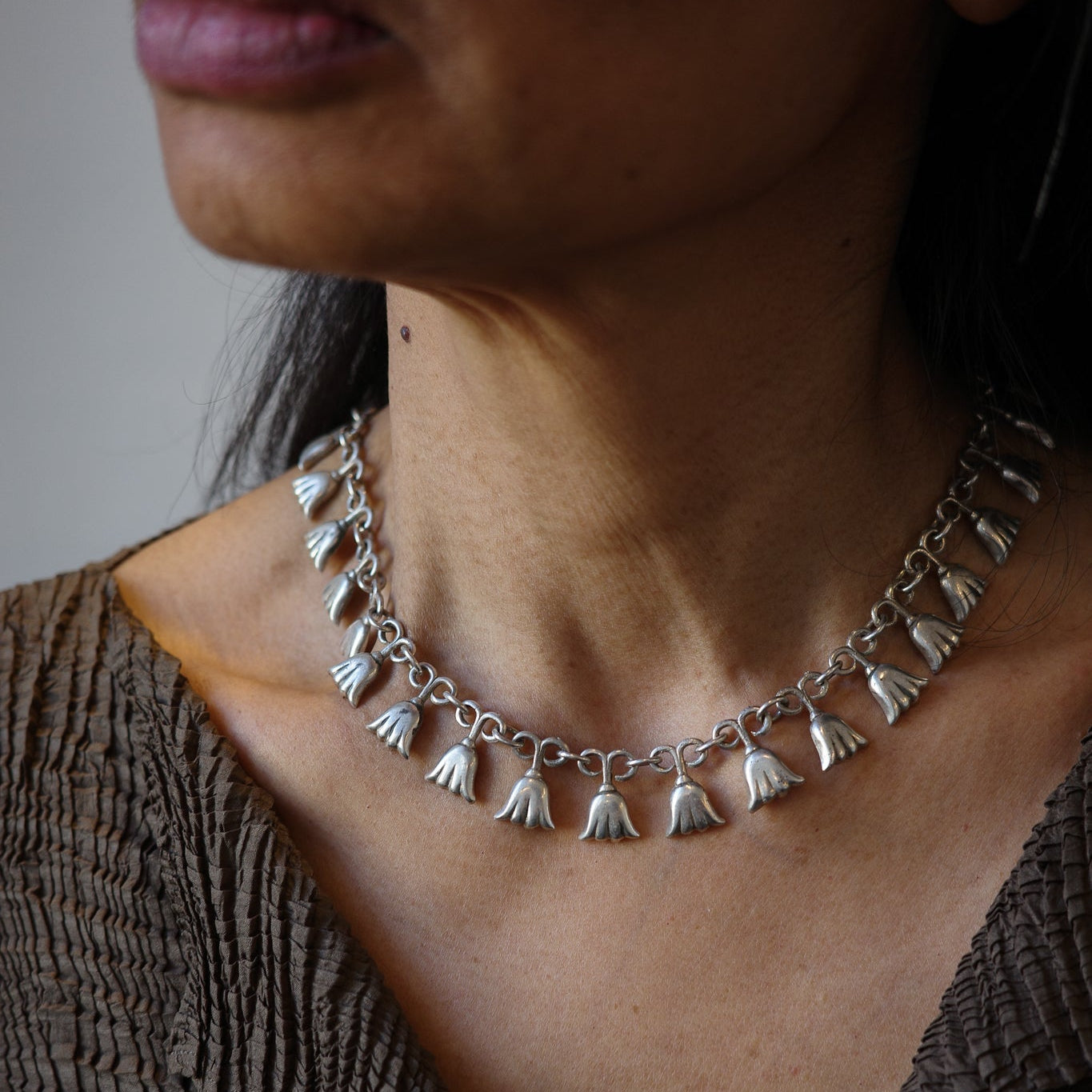 Mid-Century tulip necklace