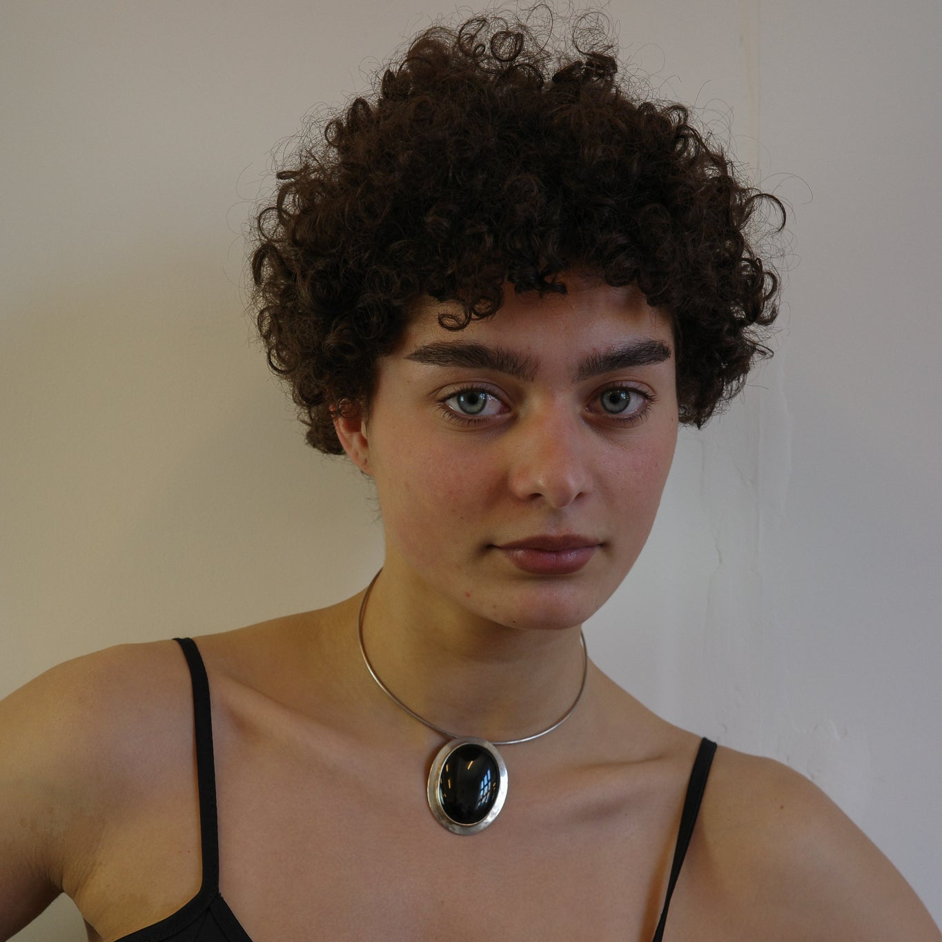 Black onyx antique pendant / brooch