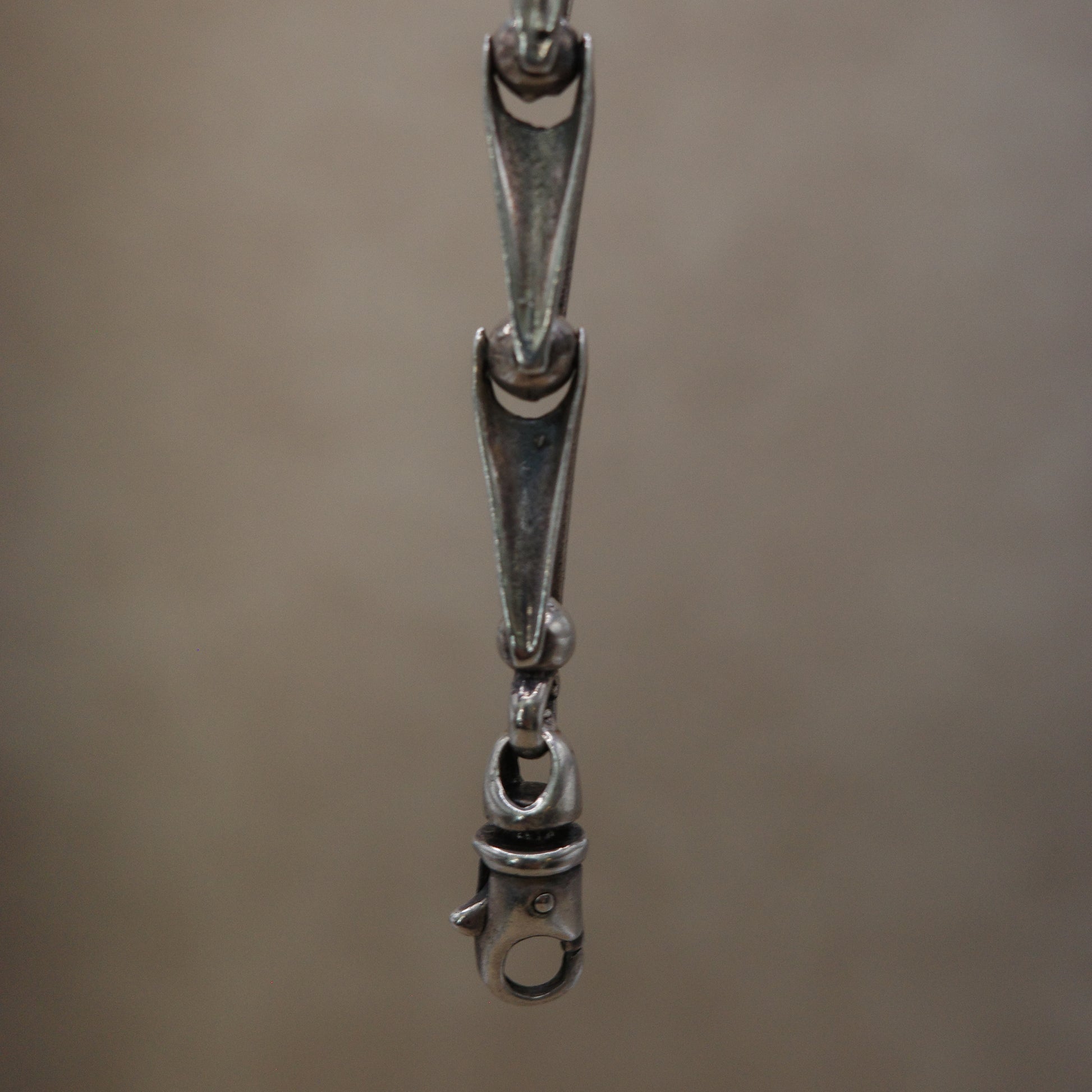 Indonesian free-shape link chain bracelet