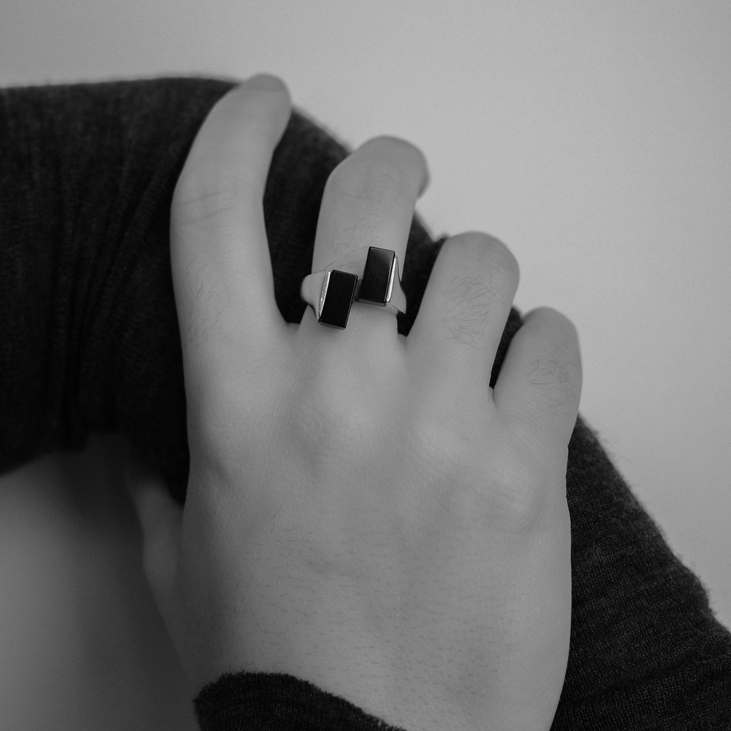 Onyx modernist block ring