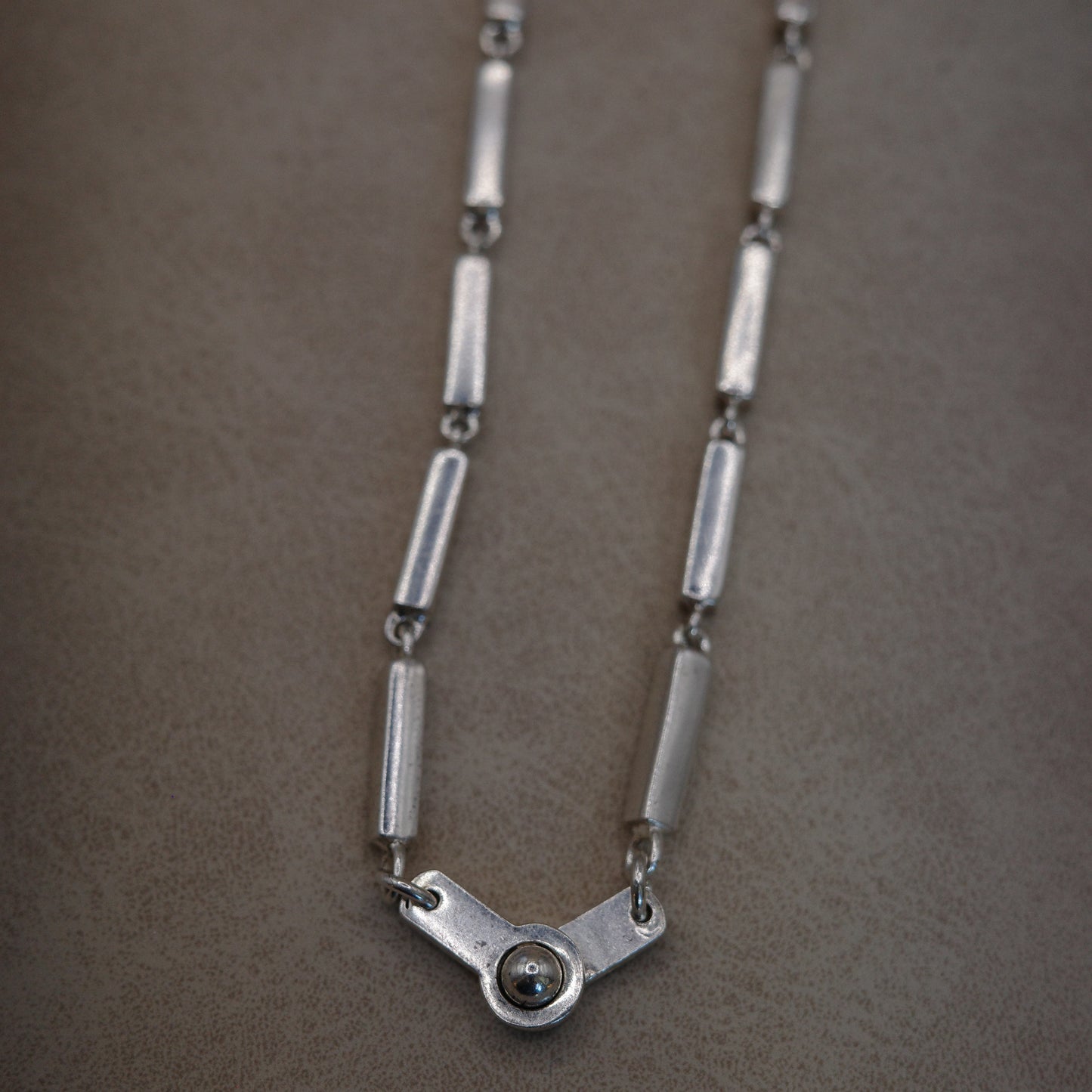 ESPIRIT rectangular link necklace