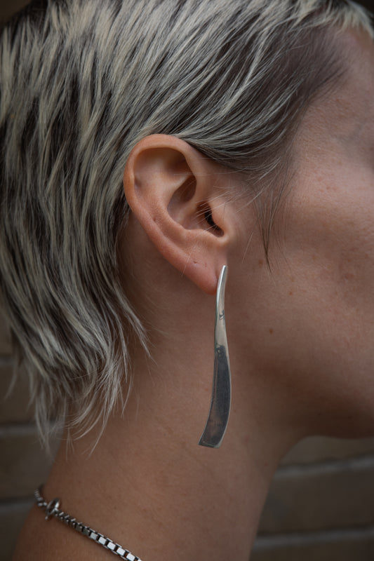 solid swirl dangle earrings