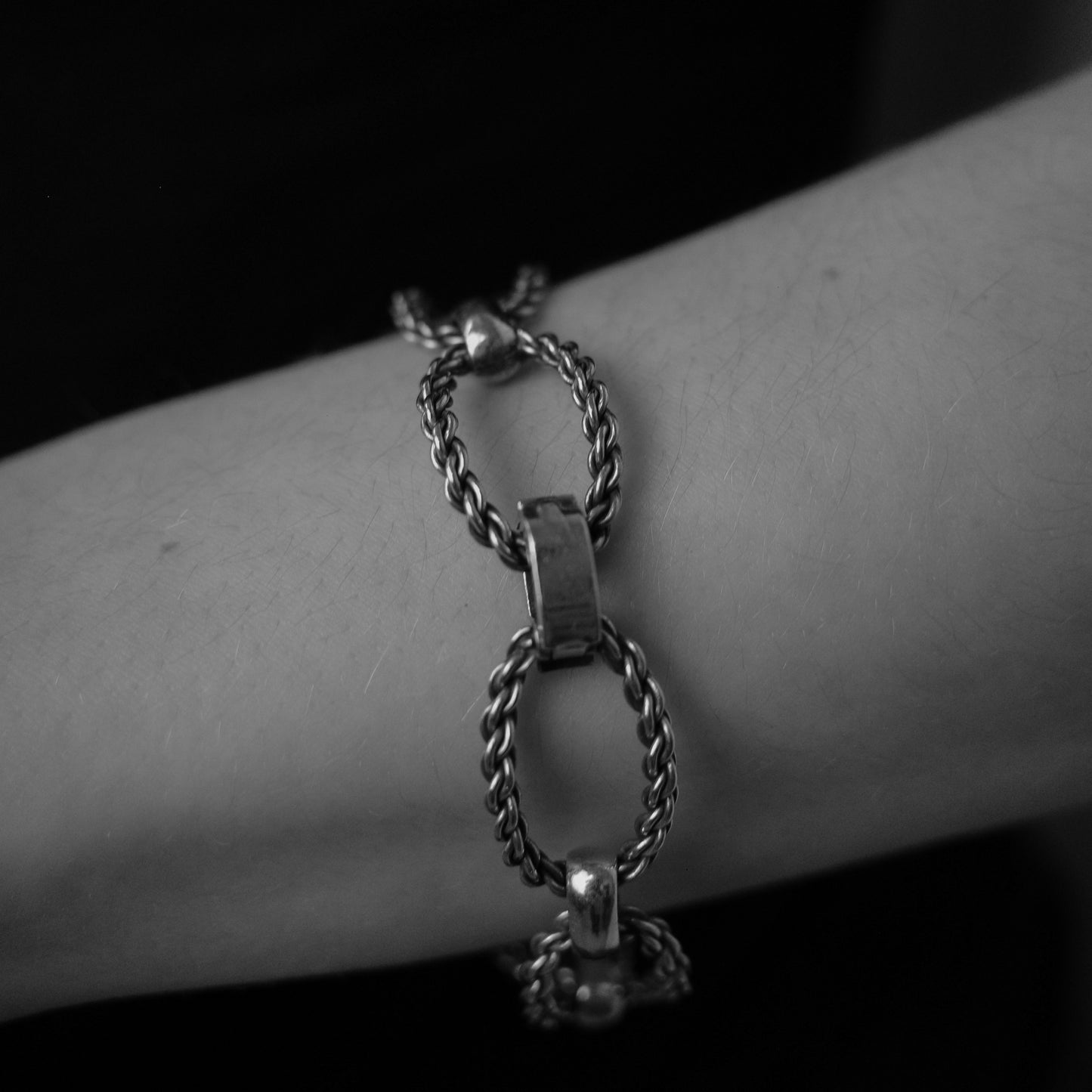 Twisted Rope Link Bracelet