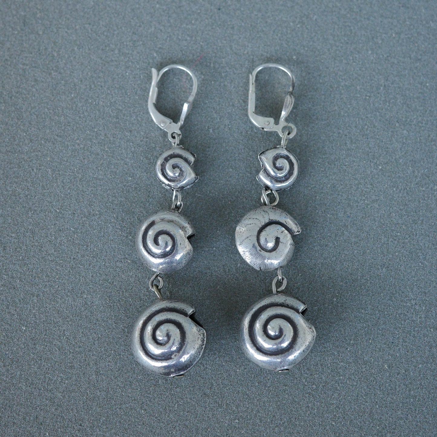 Sea shell dangle earrings