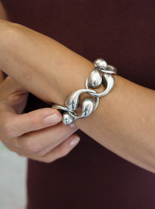 puffy scroll link bracelet