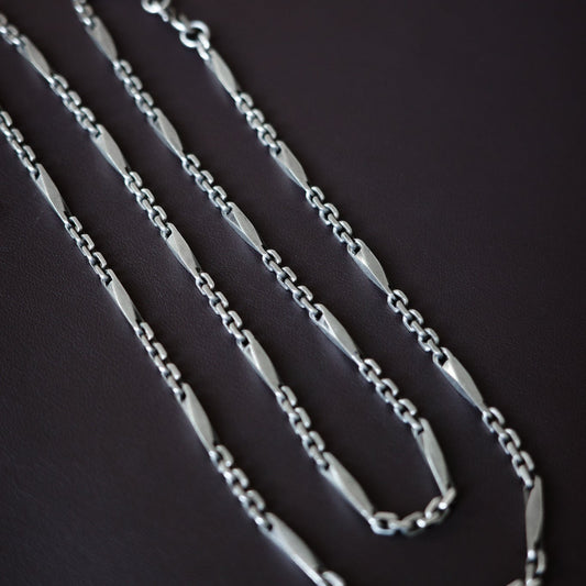 Art Deco heavy weight chain
