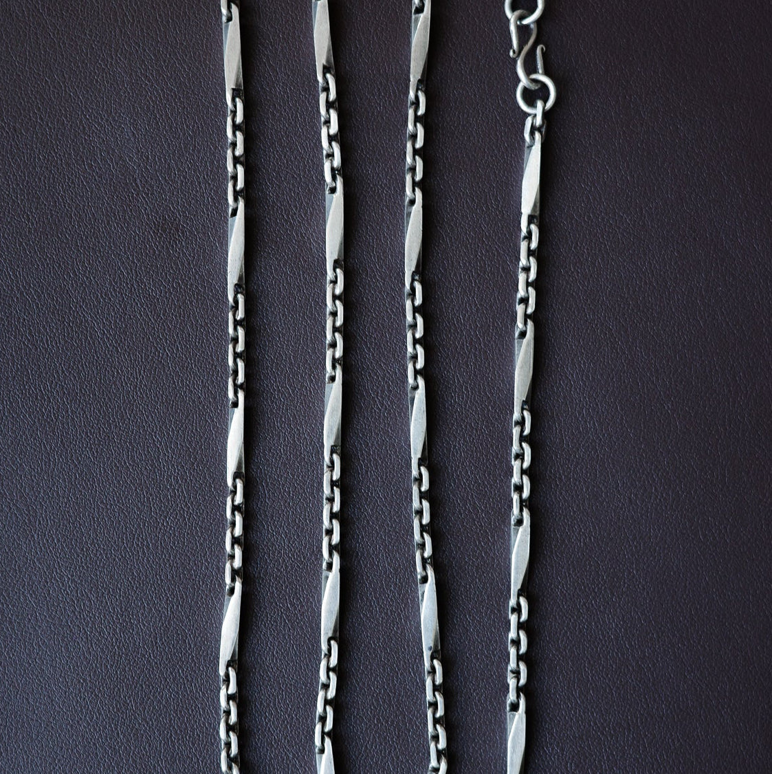 Art Deco heavy weight chain