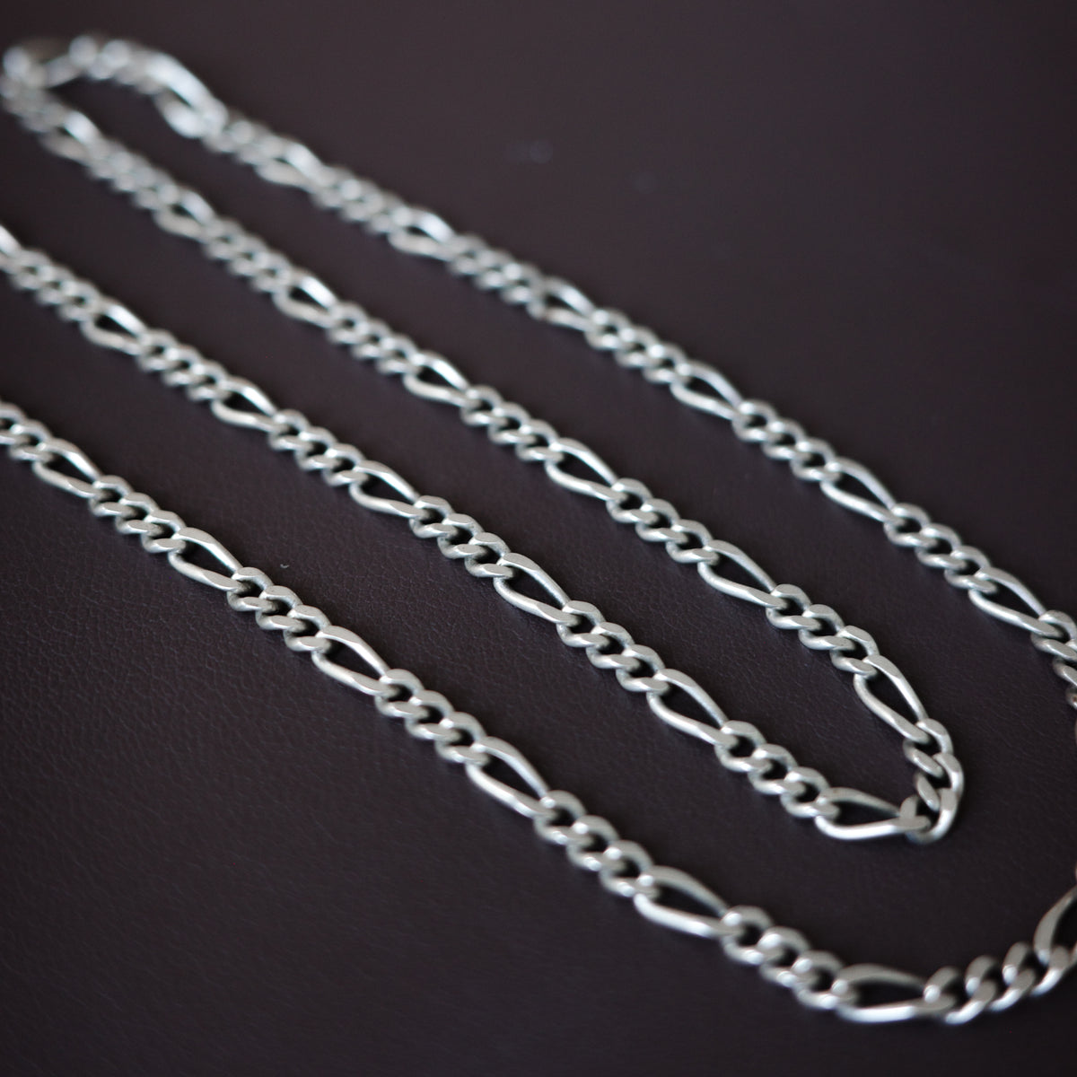 Timeless figaro chain