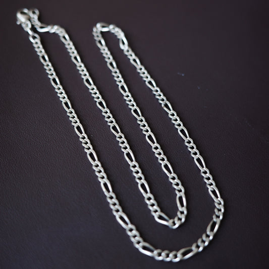 Timeless figaro chain