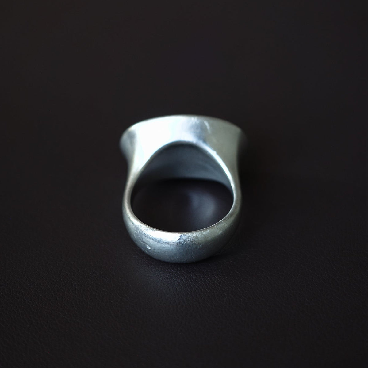 Modernist solid oval ring