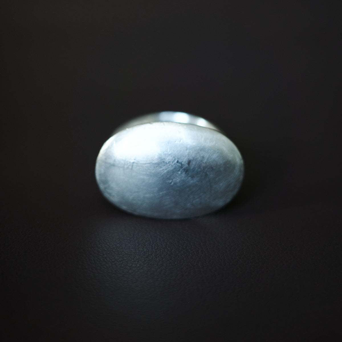 Modernist solid oval ring
