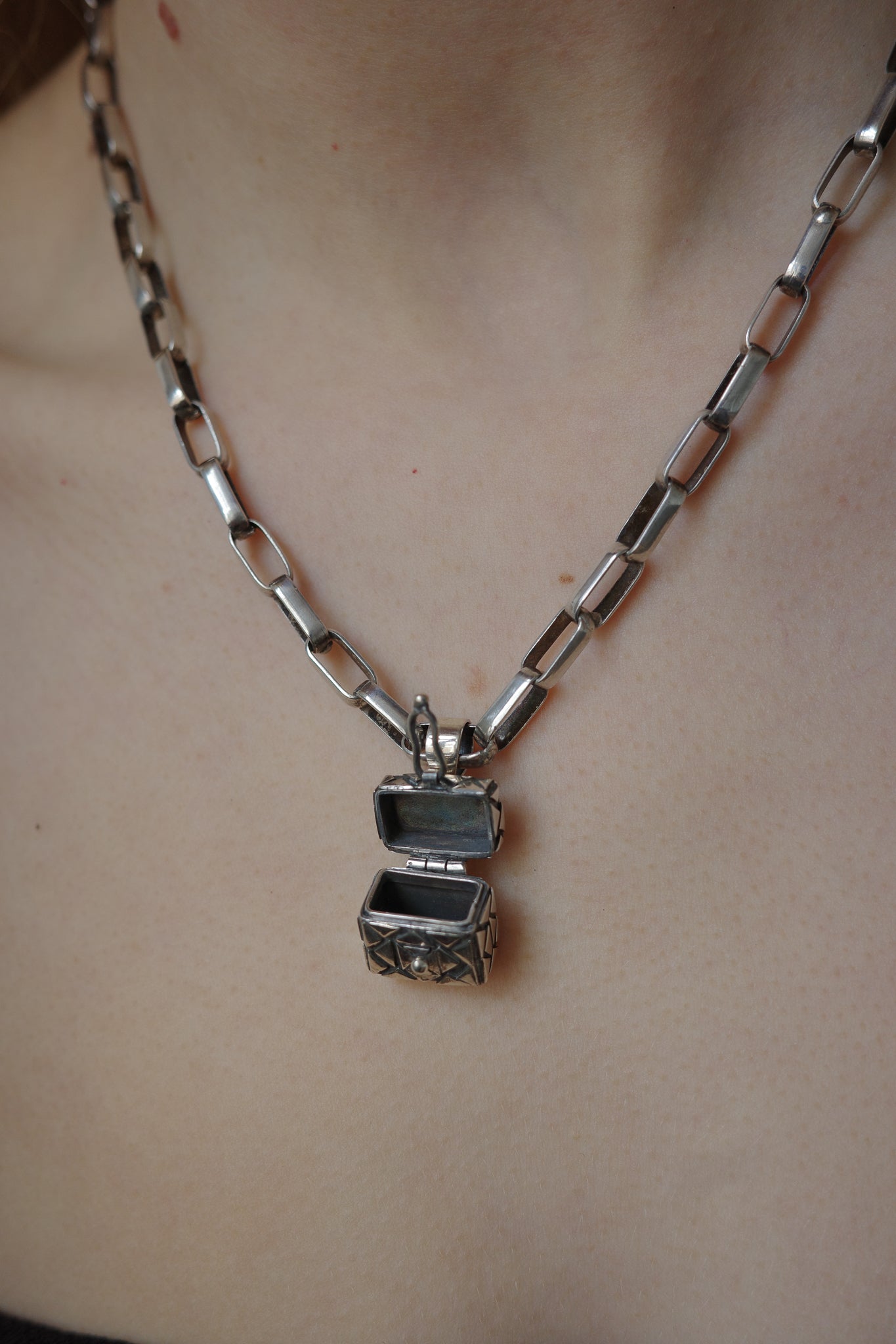 Secret box pendant