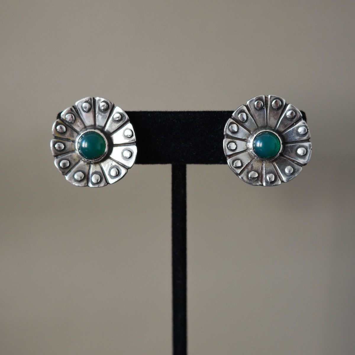 Peridote flower clip-ons