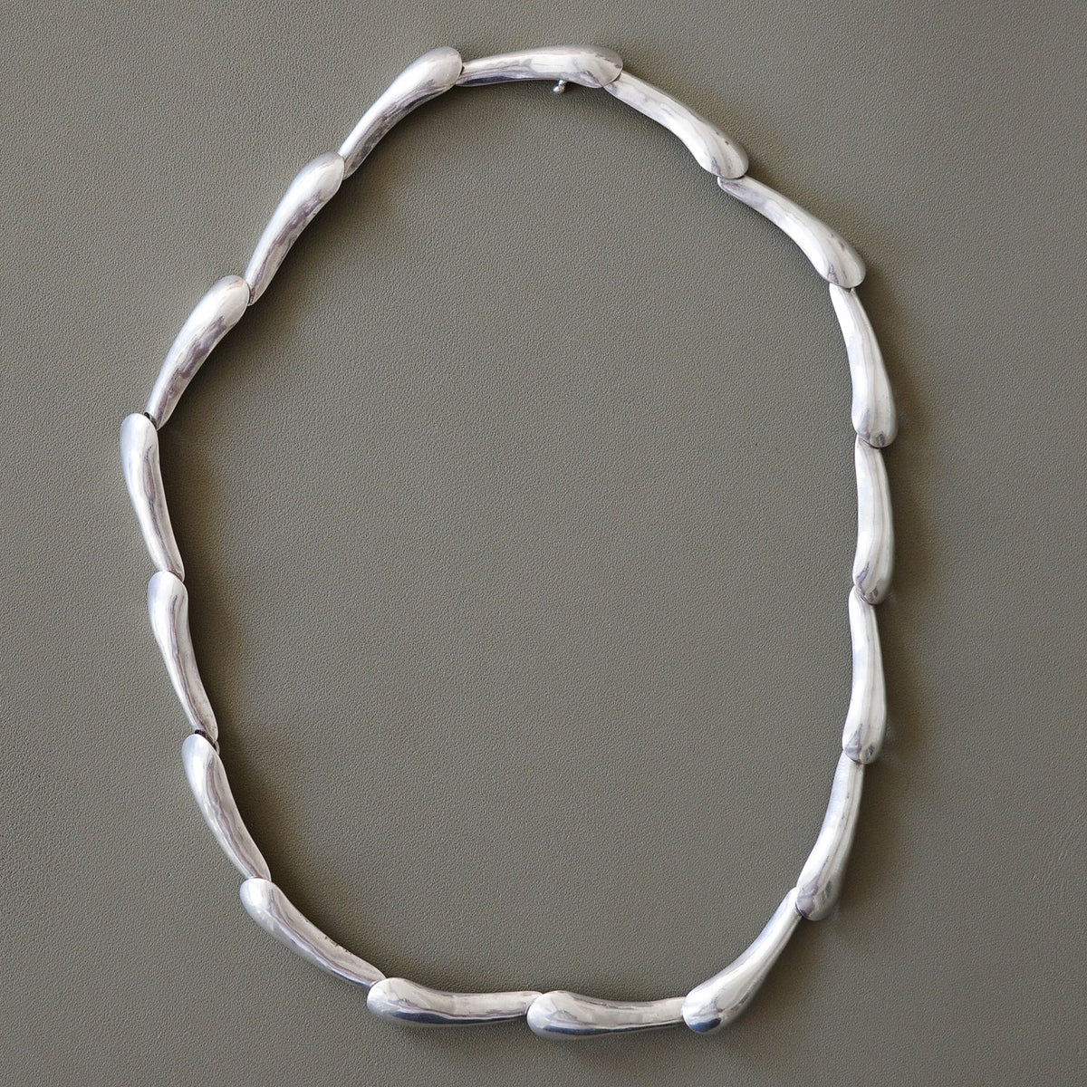 Danish interlinked drop necklace