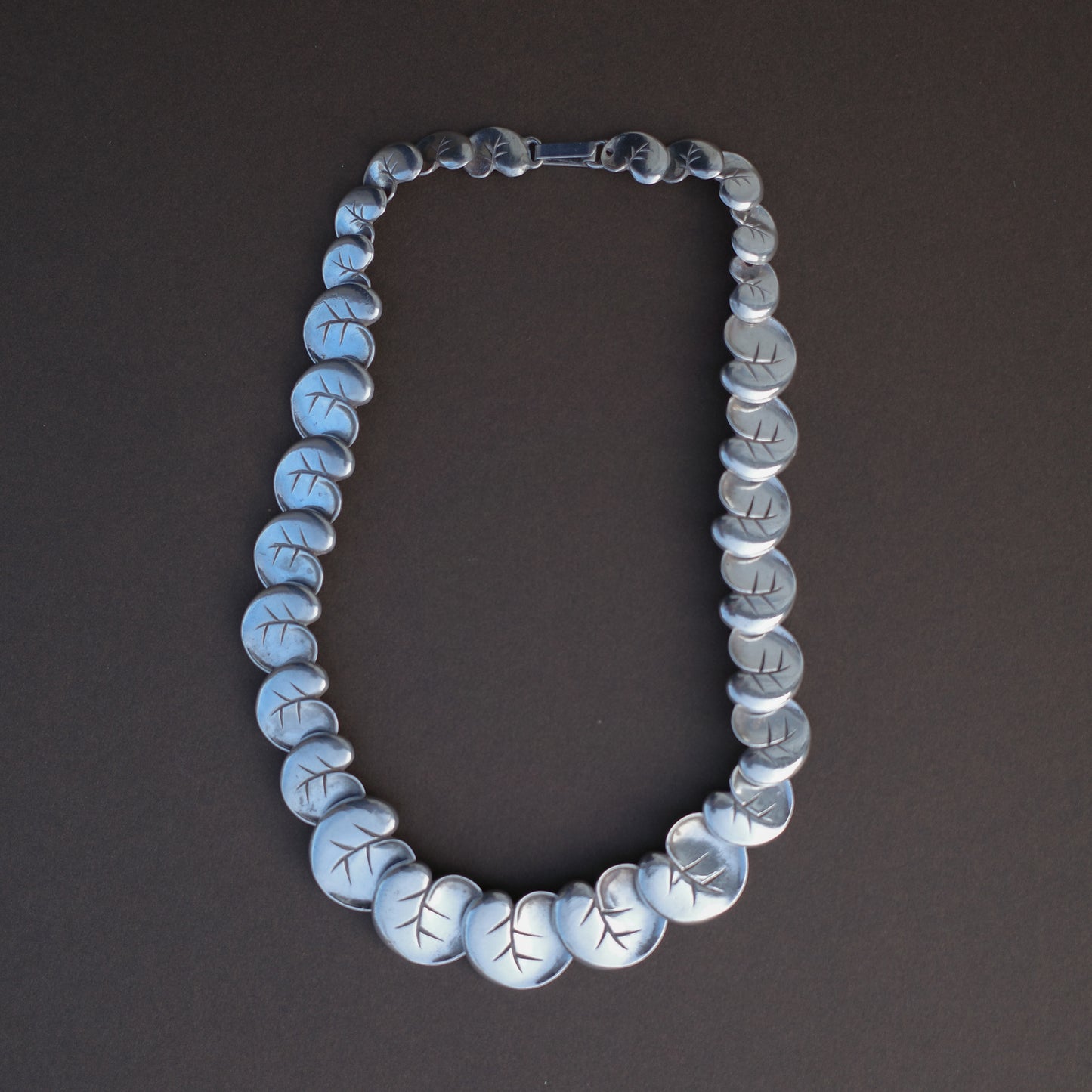 1960s-1970s leaf necklace