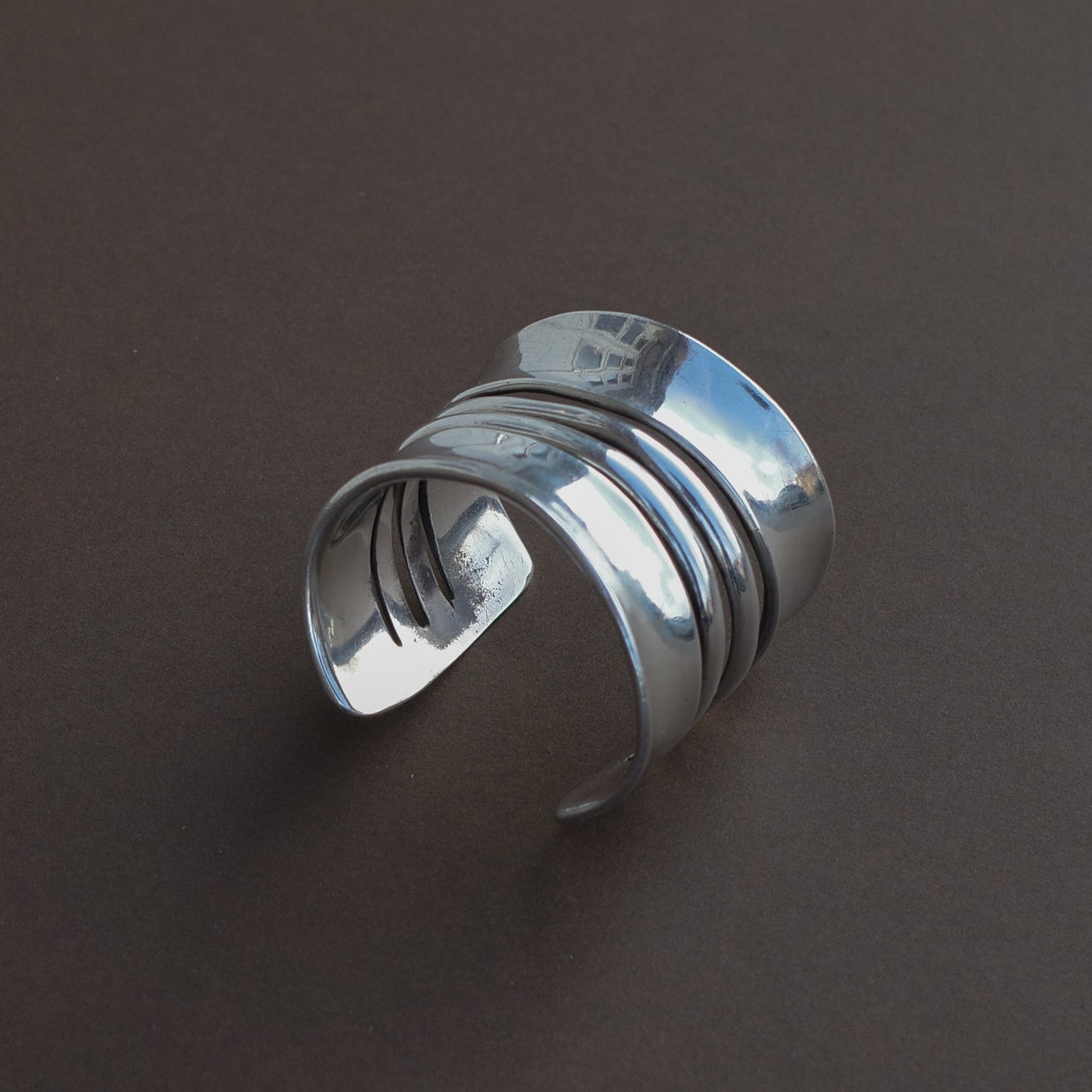 Shield cuff