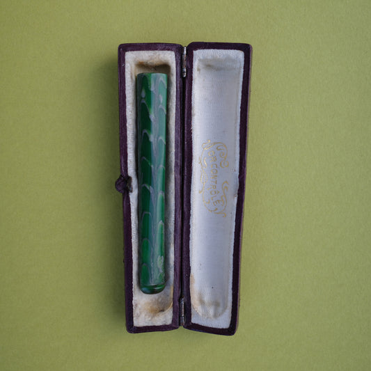 Green bakelite cigarette holder