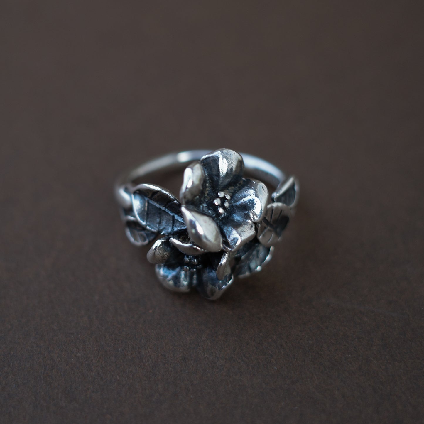 Three flower ring