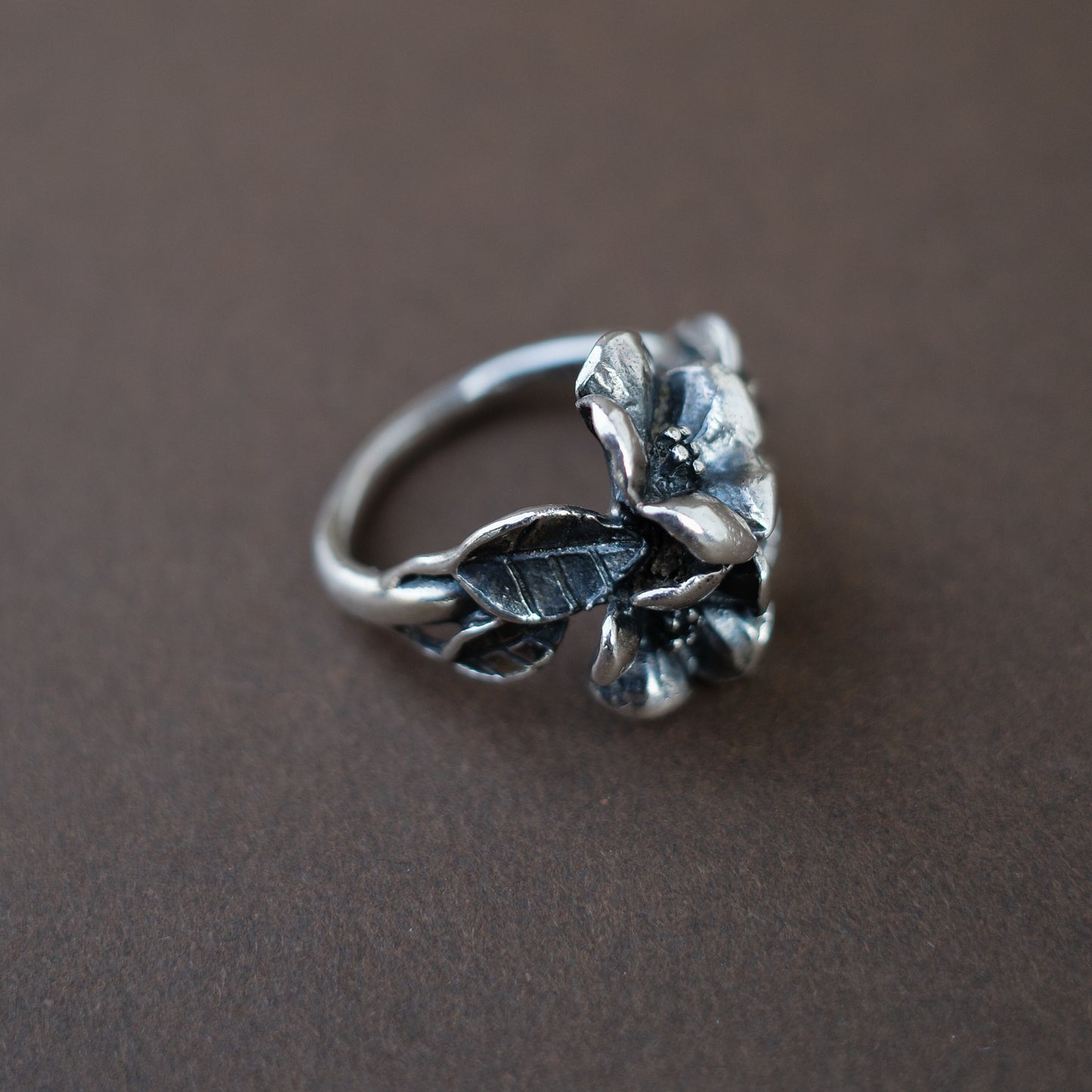 Three flower ring