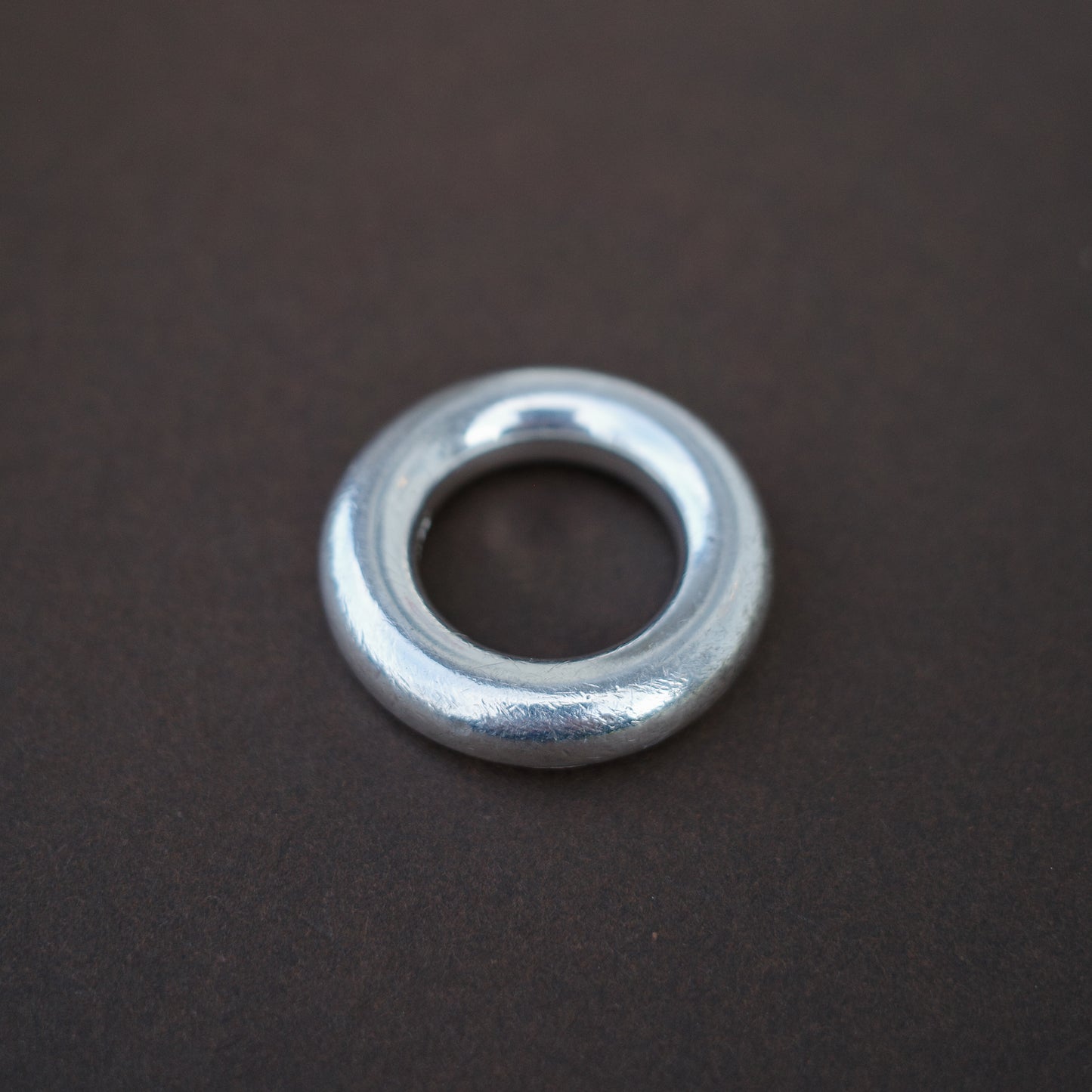 Solid hoop pendant