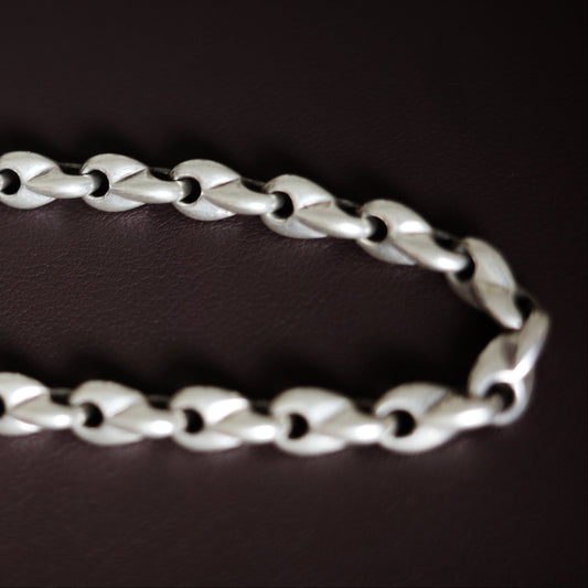 Seed link bracelet