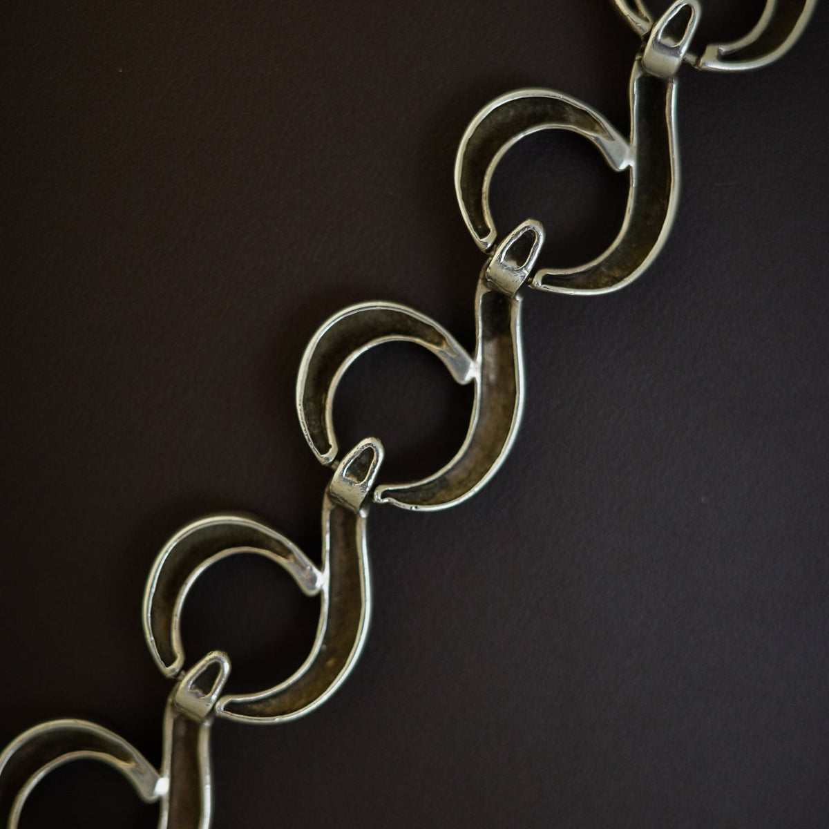 Scandinavian Ring Link Bracelet
