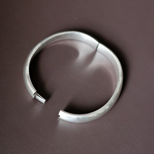 The Round Hinge Bangle
