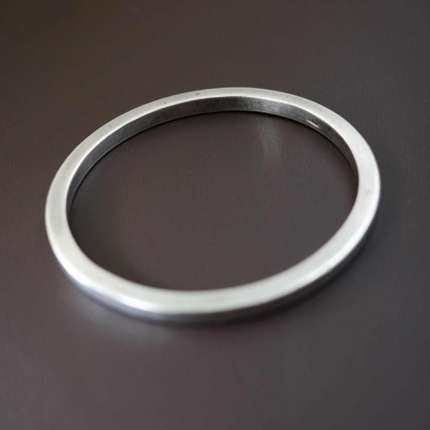 Sharp edge bangle