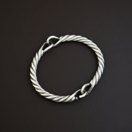 Twisted rope bangle