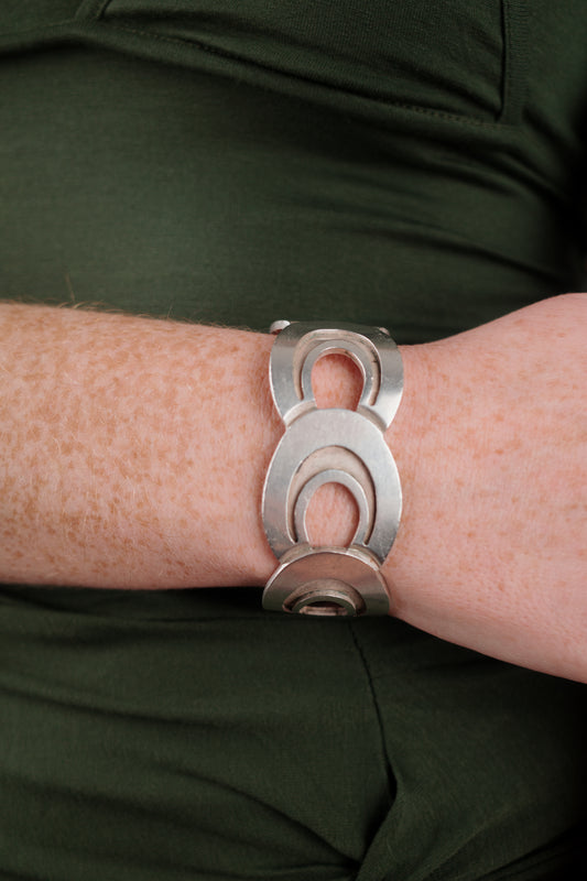 heavy weight petalo cuff