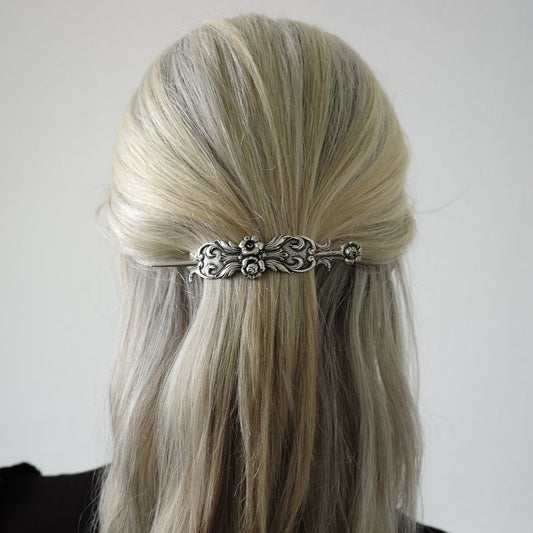 Floral hairpin