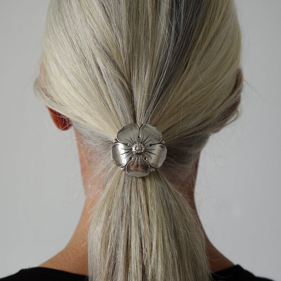 1930s K. Hohmann brooch