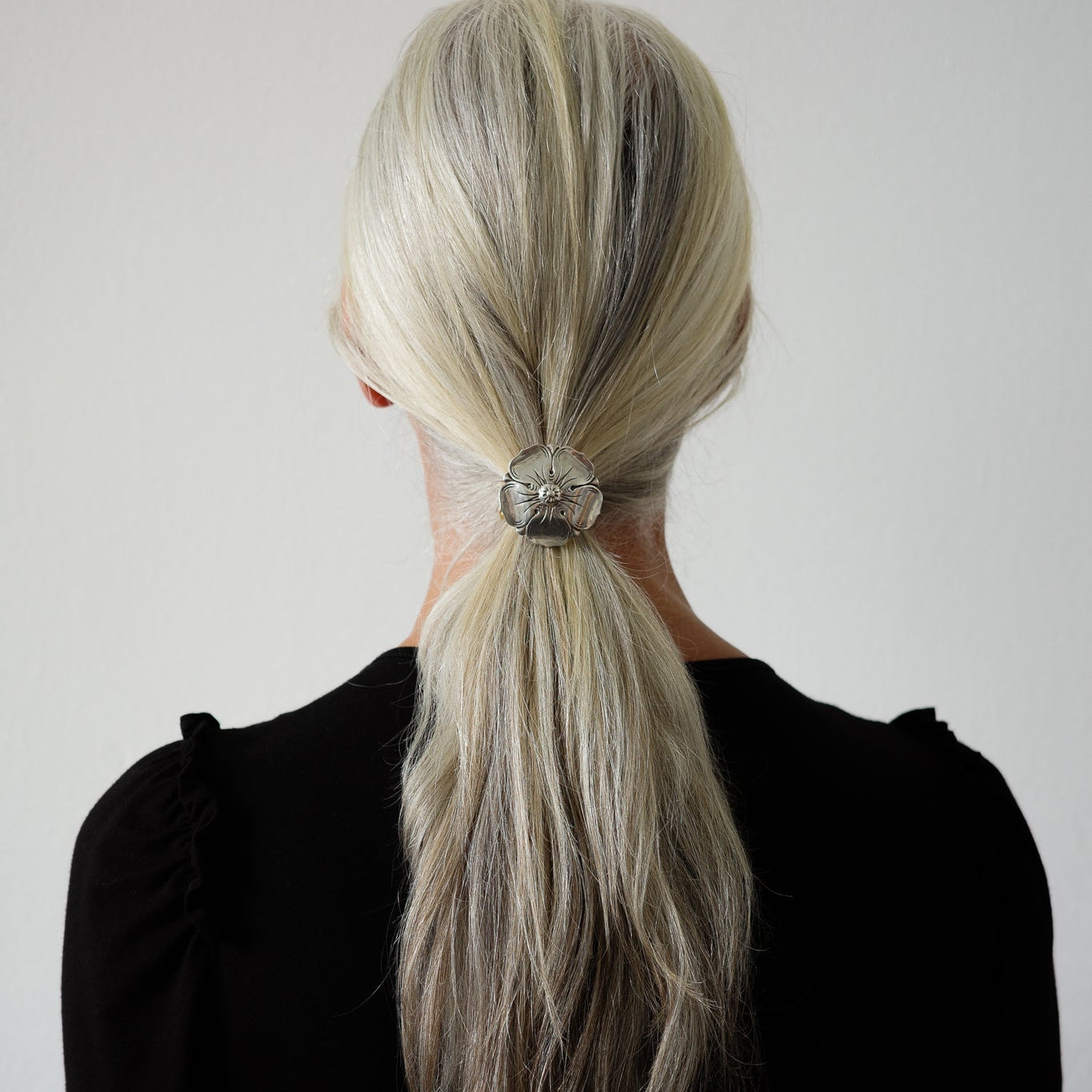 1930s K. Hohmann brooch