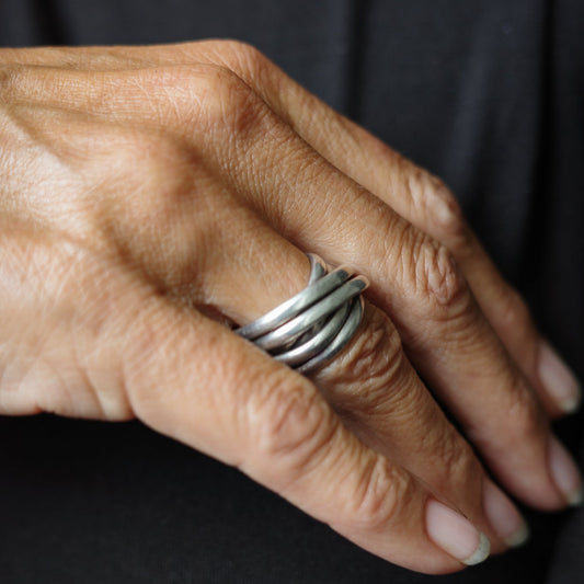 Solid sterling wire ring