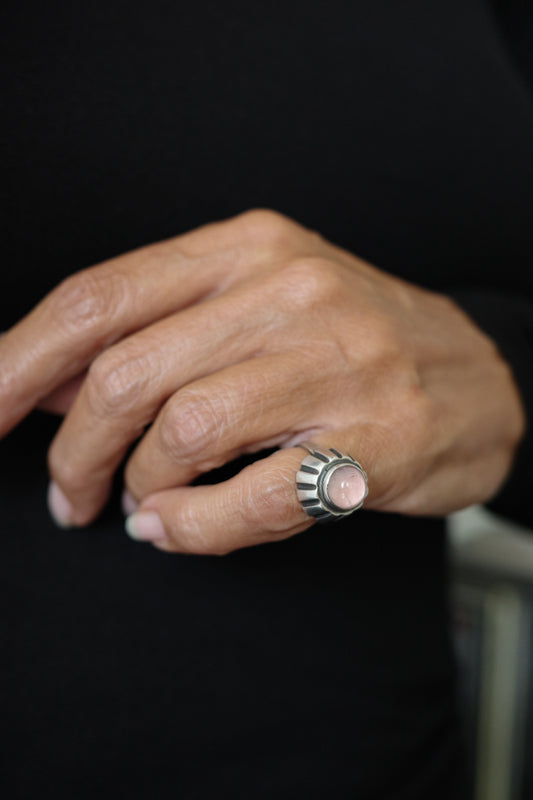 Rose Quartz pinky ring