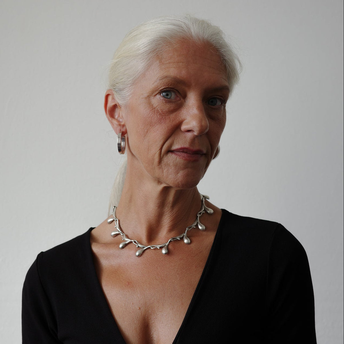 Danish drop neck piece