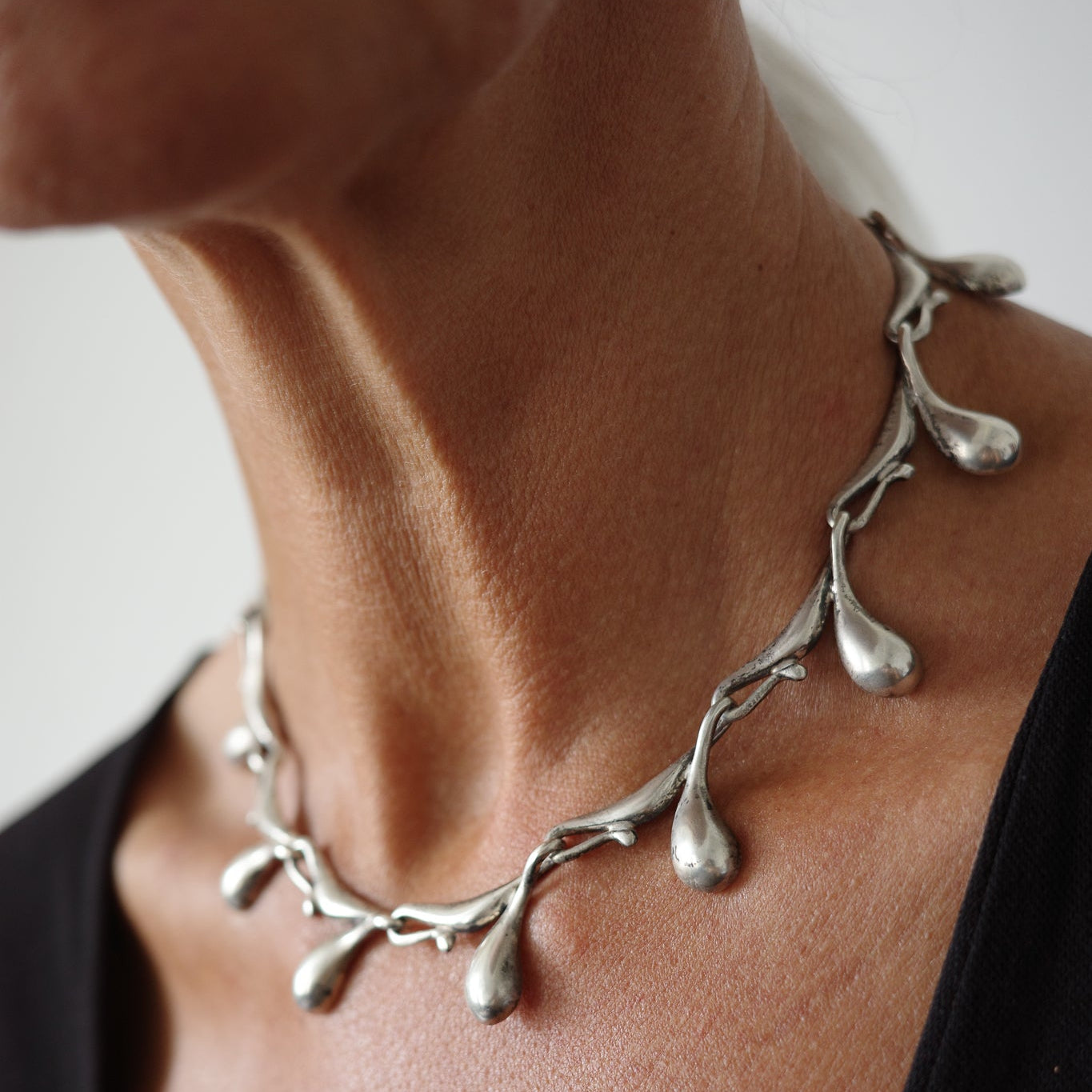 Danish drop neck piece