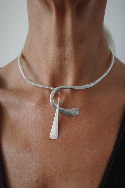 Studio-crafted knot choker