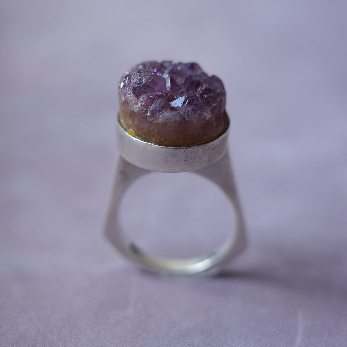 Rough amethyst ring