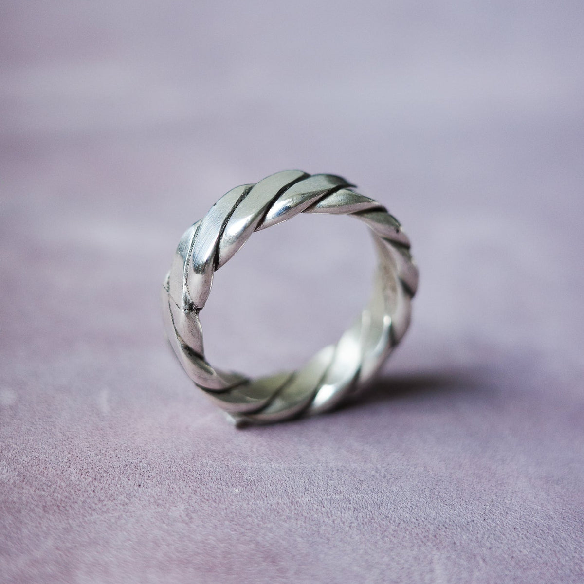 Braid band ring