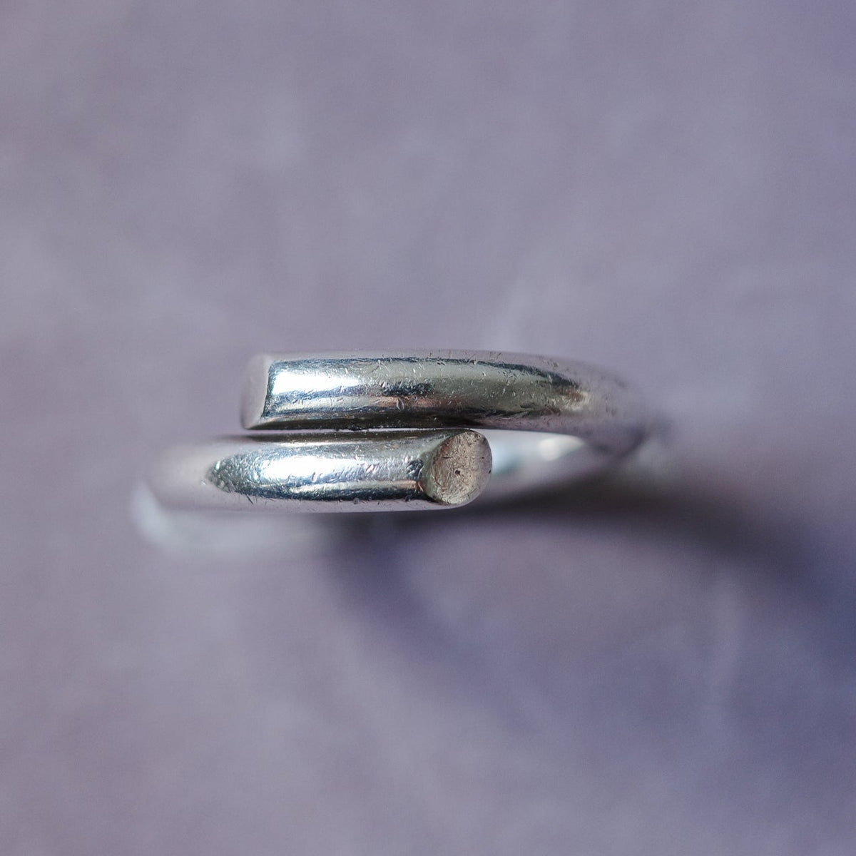 Wrapped wire ring