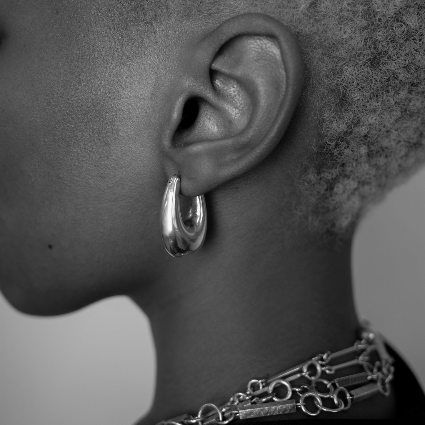 Chubby low hoops
